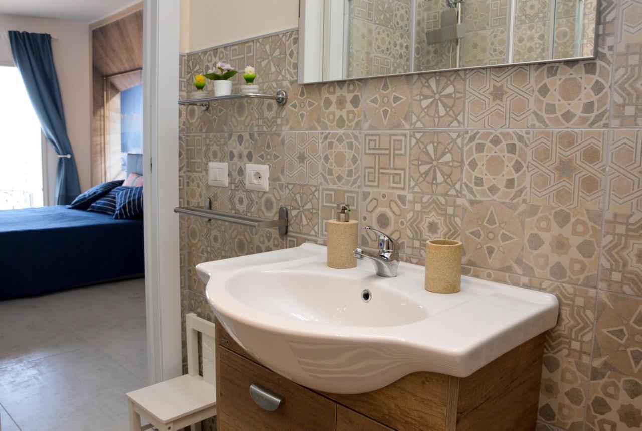 Sun Sea House Taormina Appartement Giardini-Naxos Buitenkant foto